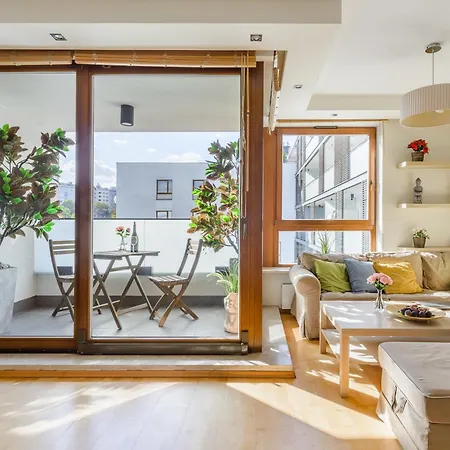 Lumina Luxury 3-rooms In Apartment *